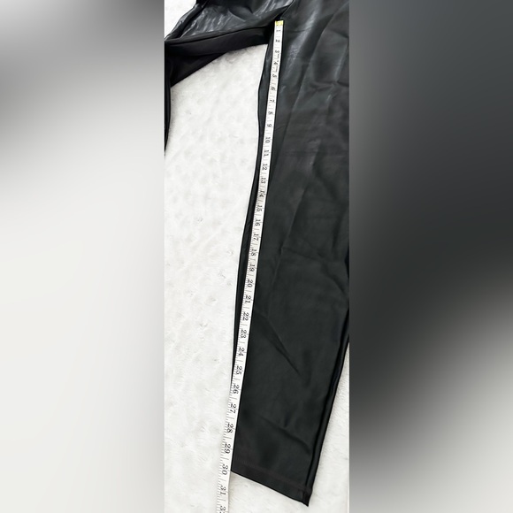 NWOT- ATHLETA - ALL OVER GLEAM TIGHT in Black - Picture 9 of 11